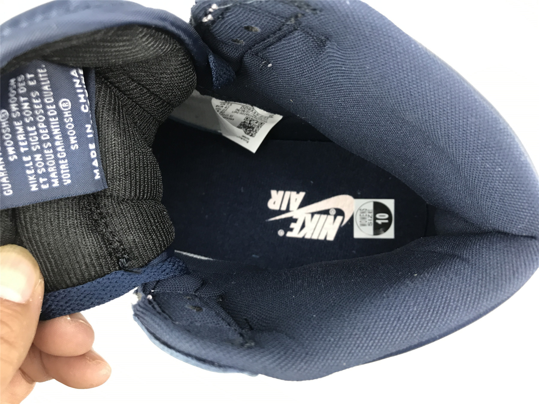 UA WMNS AIR JORDAN 1 RETRO HIGH OG SE 