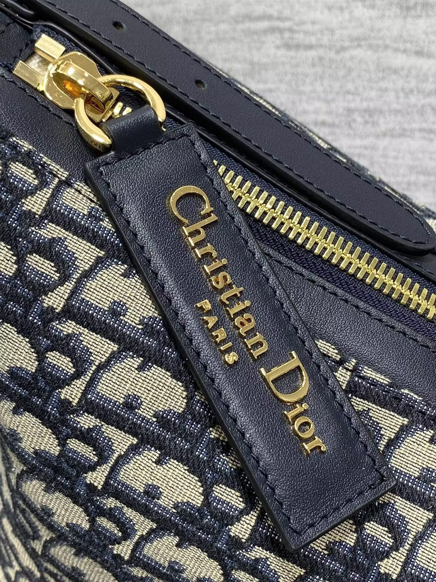 D10r Medium D-Journey Bag 33x15x16cm