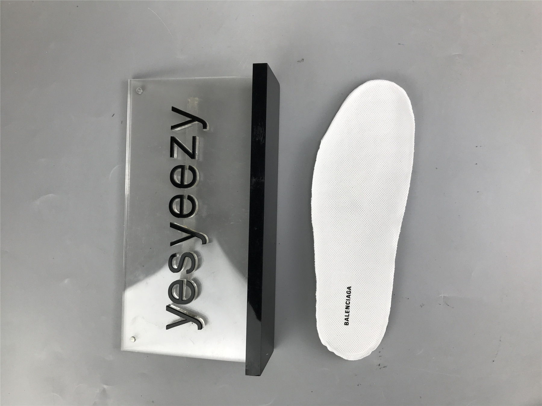 UA TRACK SNEAKER WHITE