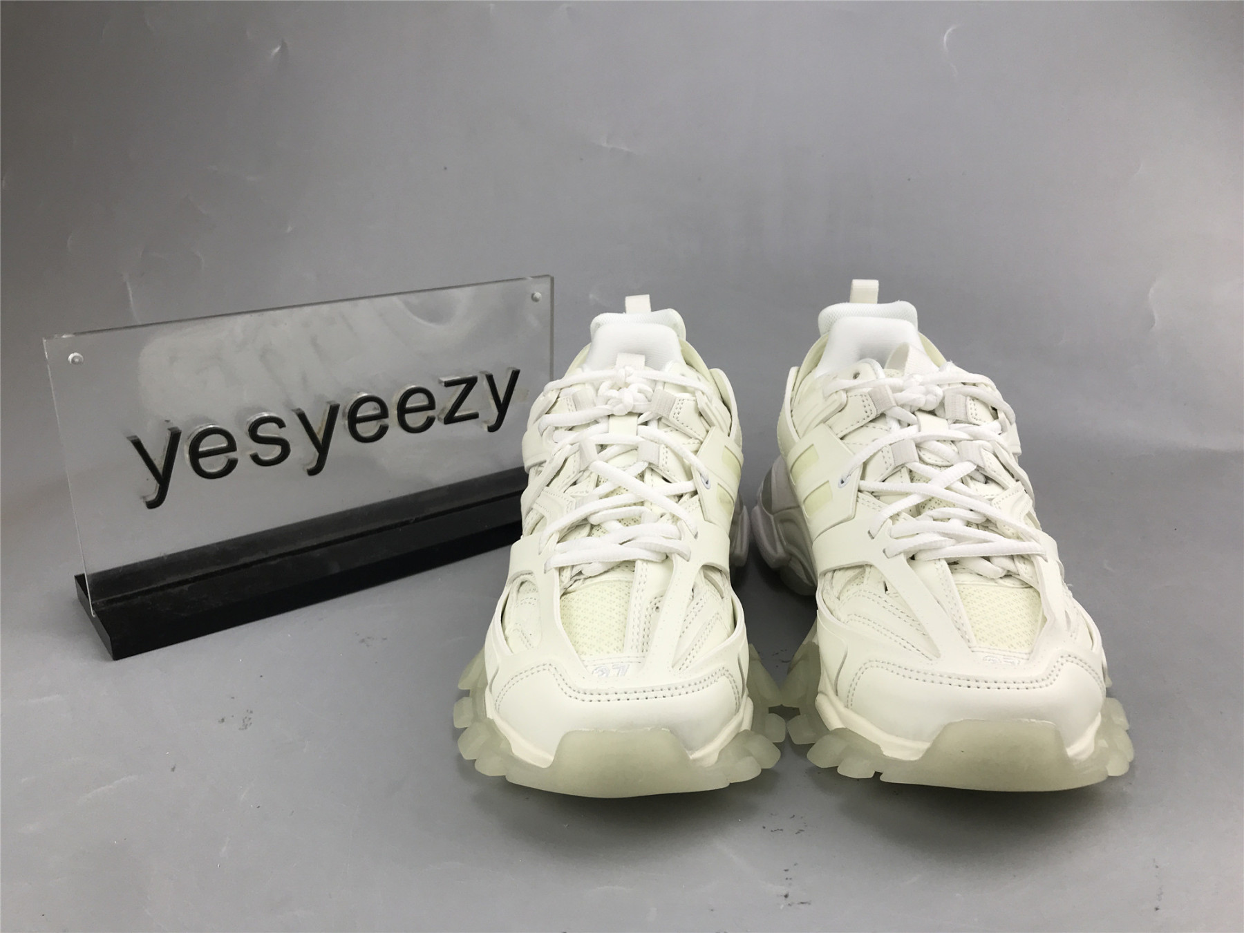 UA TRACK SNEAKER WHITE