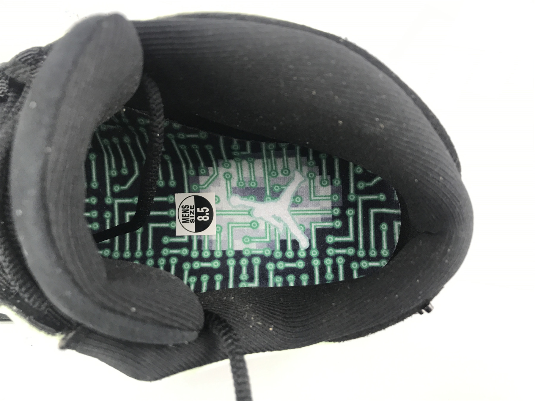 UA AIR JORDAN 13 RETRO LOW 