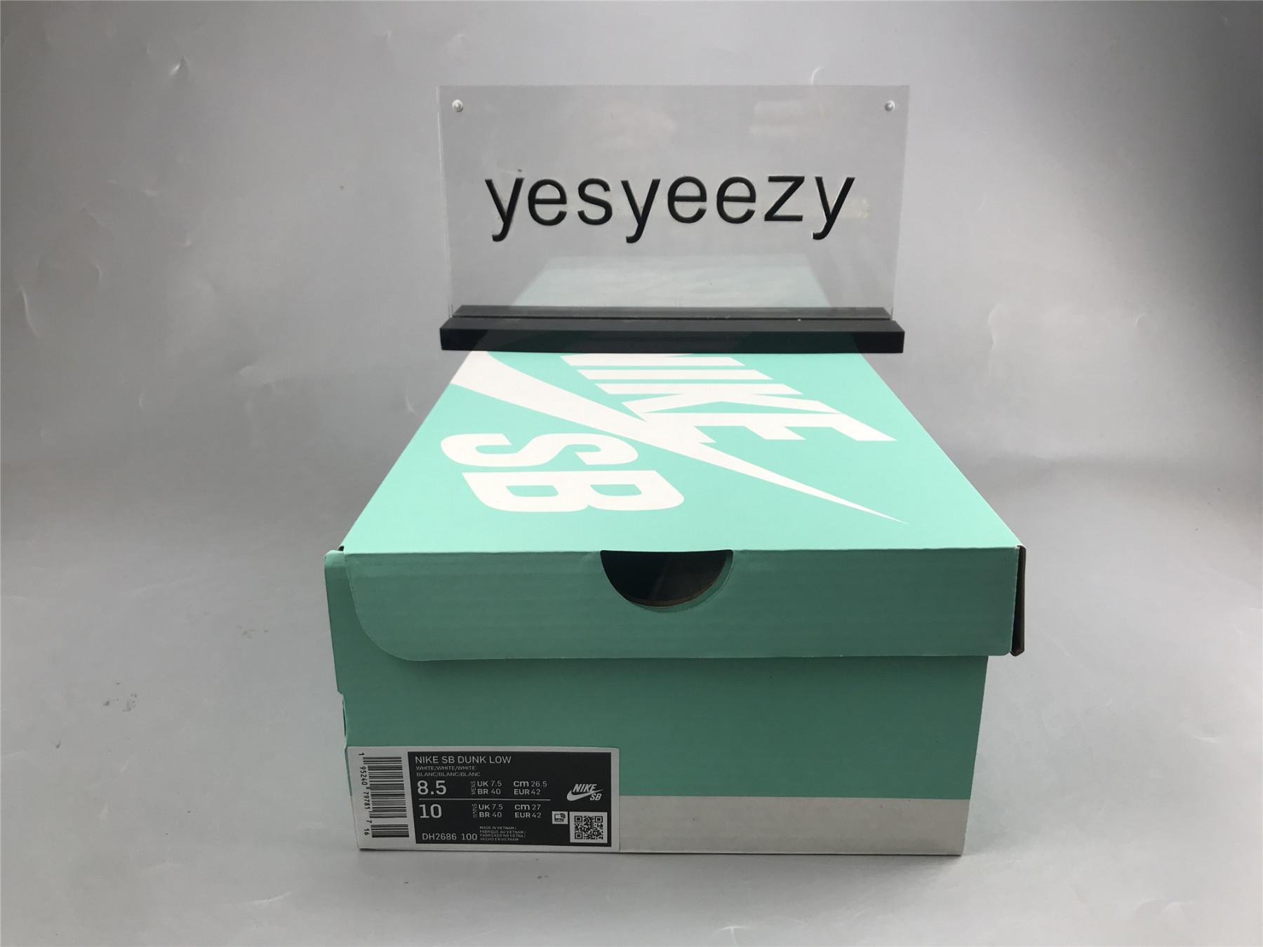 UA DOVER STREET MARKET X DUNK LOW 