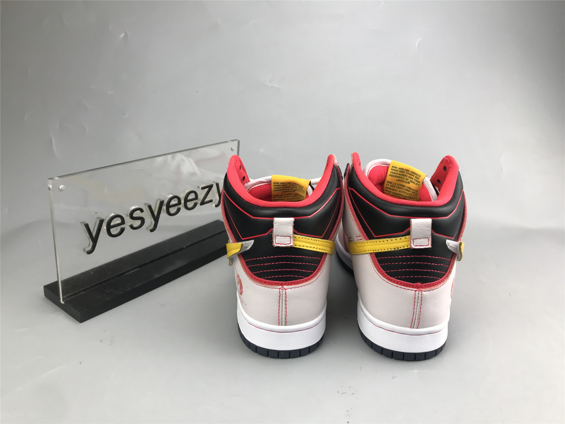 UA GUNDAM X DUNK HIGH SB 