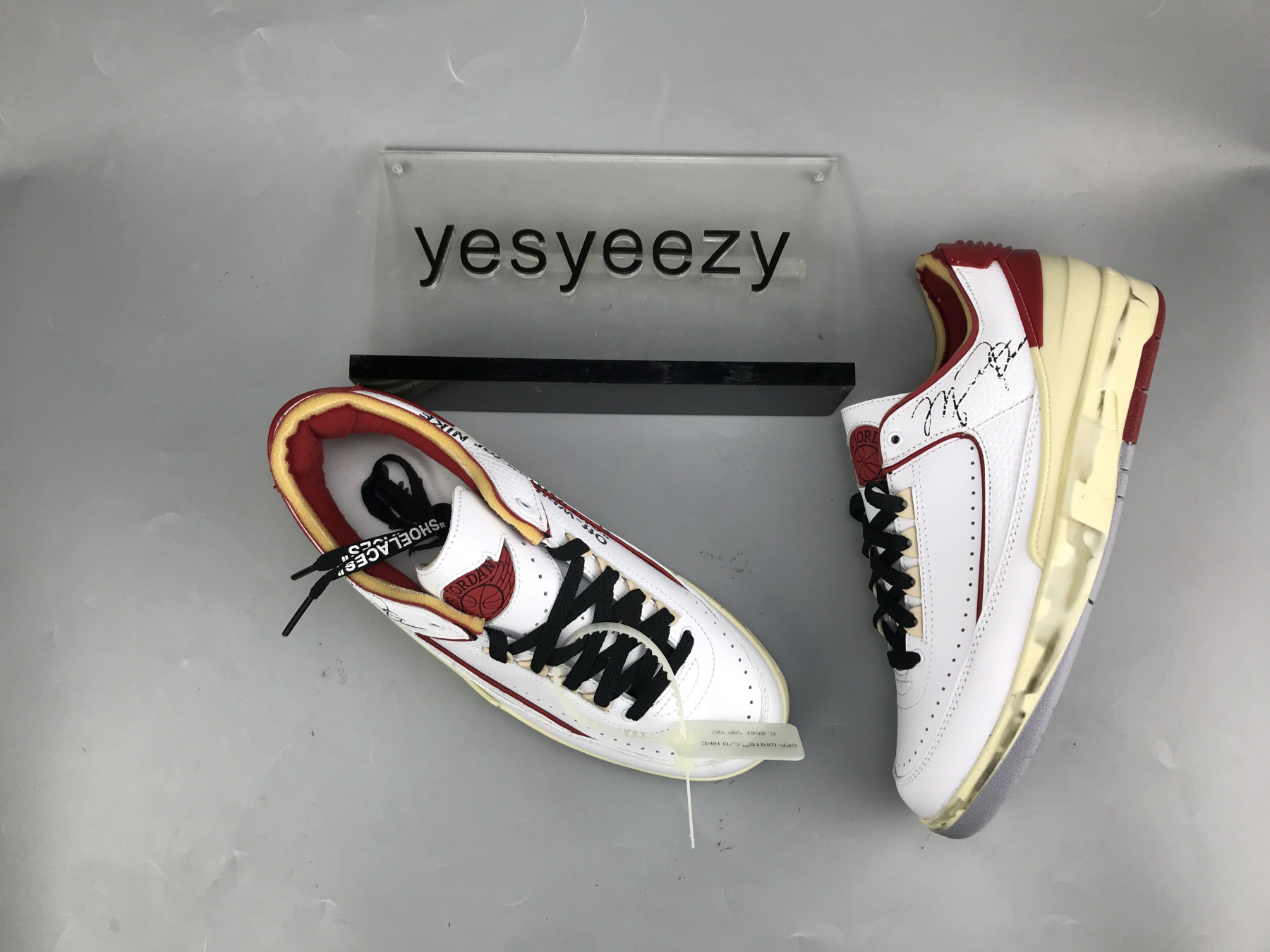 UA OFF-WHITE X AIR JORDAN 2 RETRO LOW SP