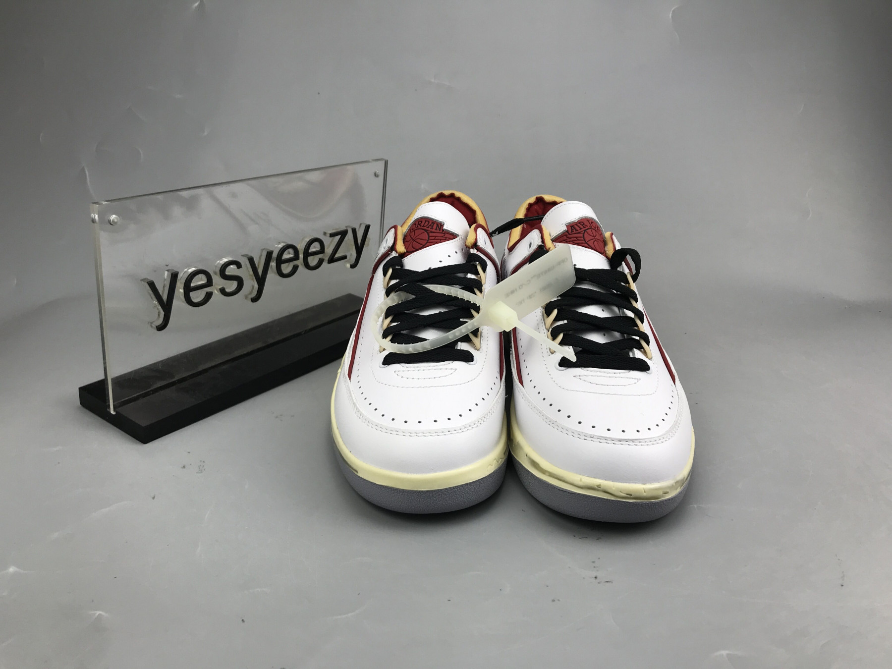 UA OFF-WHITE X AIR JORDAN 2 RETRO LOW SP