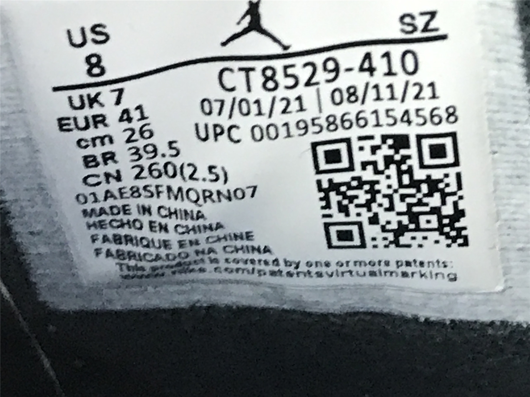 UA AIR JORDAN 6 RETRO 