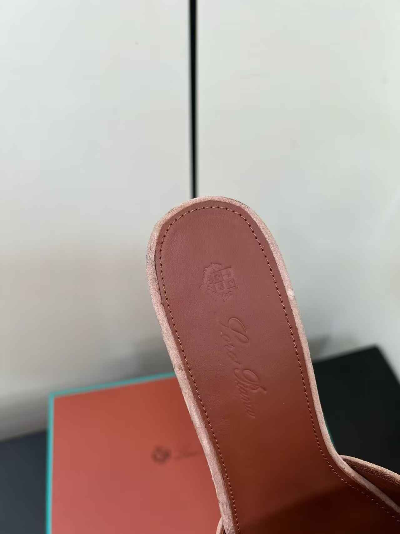 UA L0r0 P1ana Summer Charms Sandal