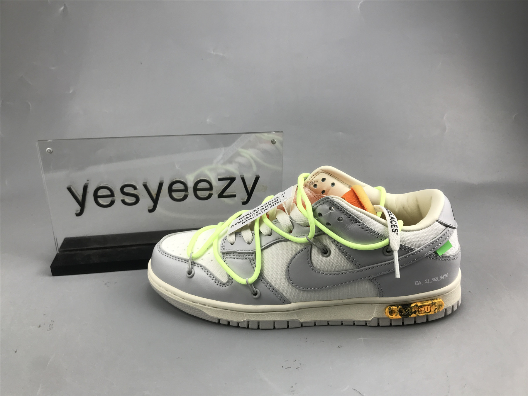 UA NIKE OFF-WHITE X DUNK LOW 