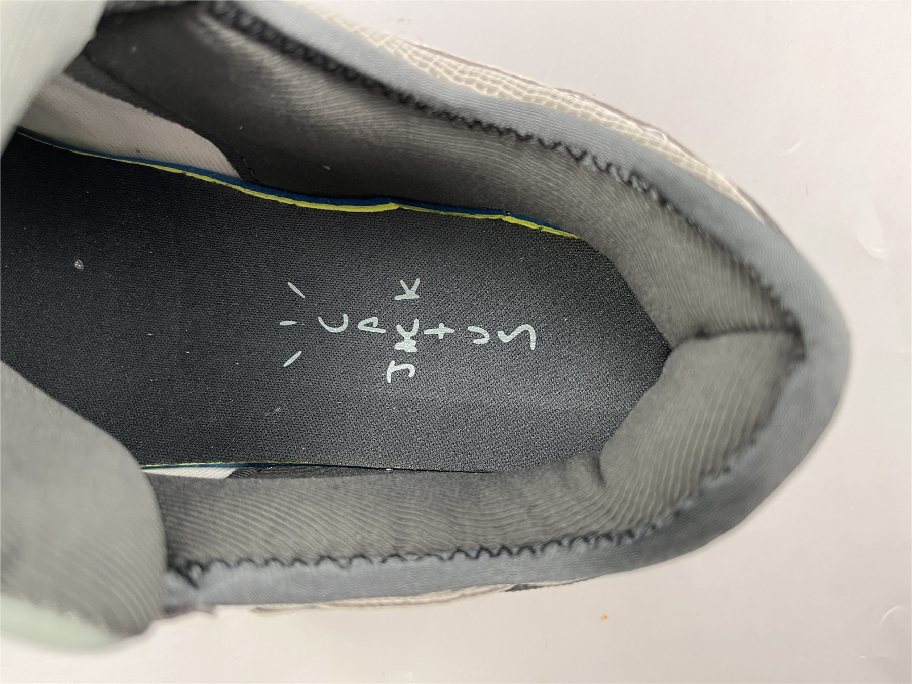 UA TRAVIS SCOTT X NIKE AIR MAX 1 CAVE STONE