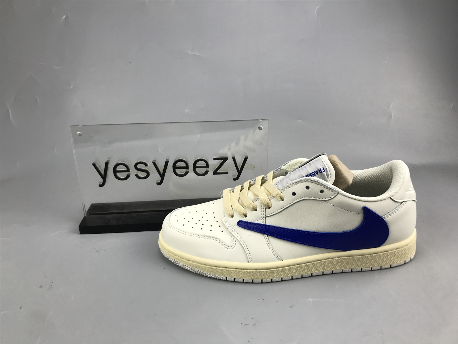 UA AIR JORDAN 1 LOW RETRO OG SP