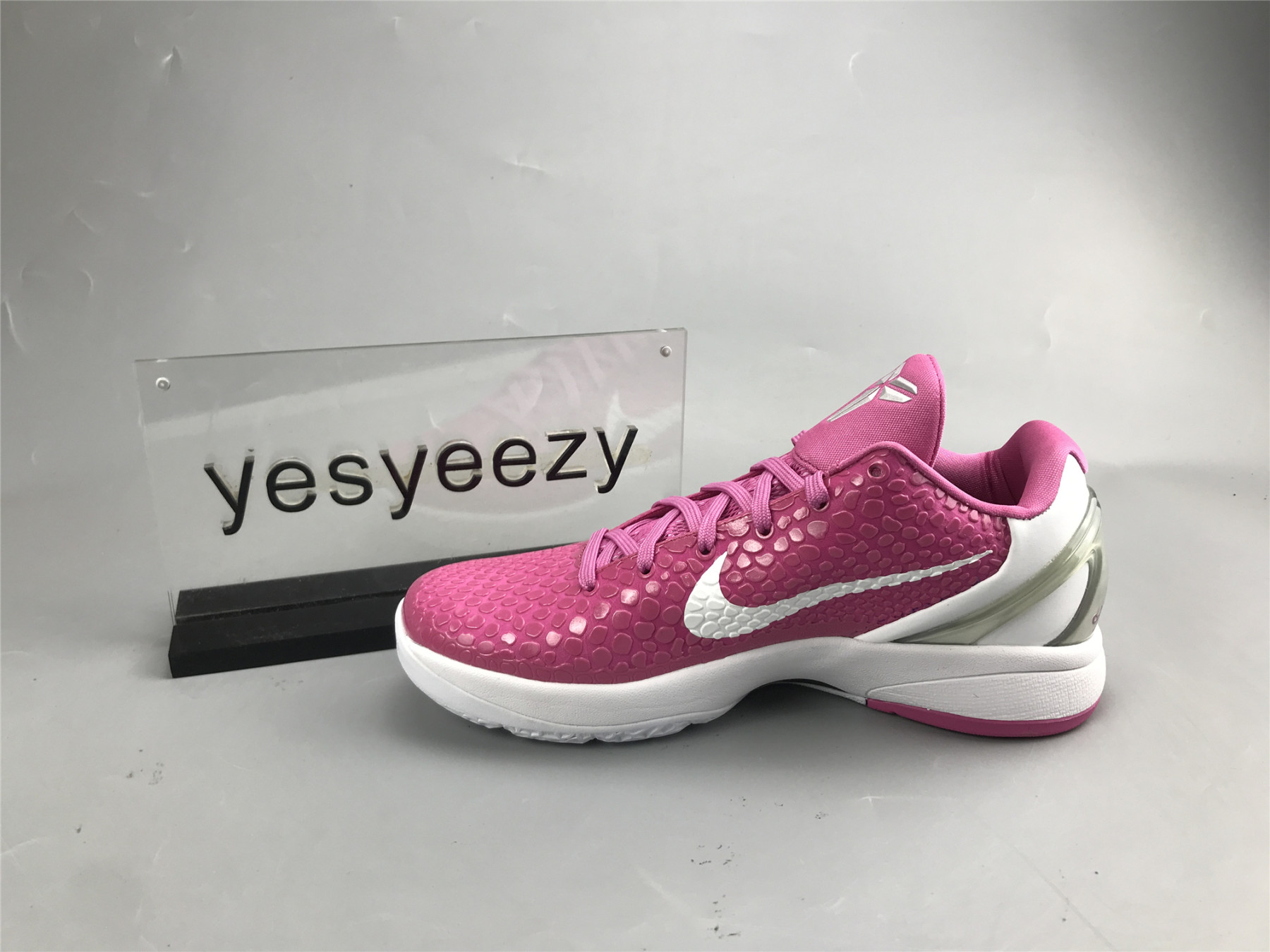 UA NIKE ZOOM KOBE 6 PROTRO 