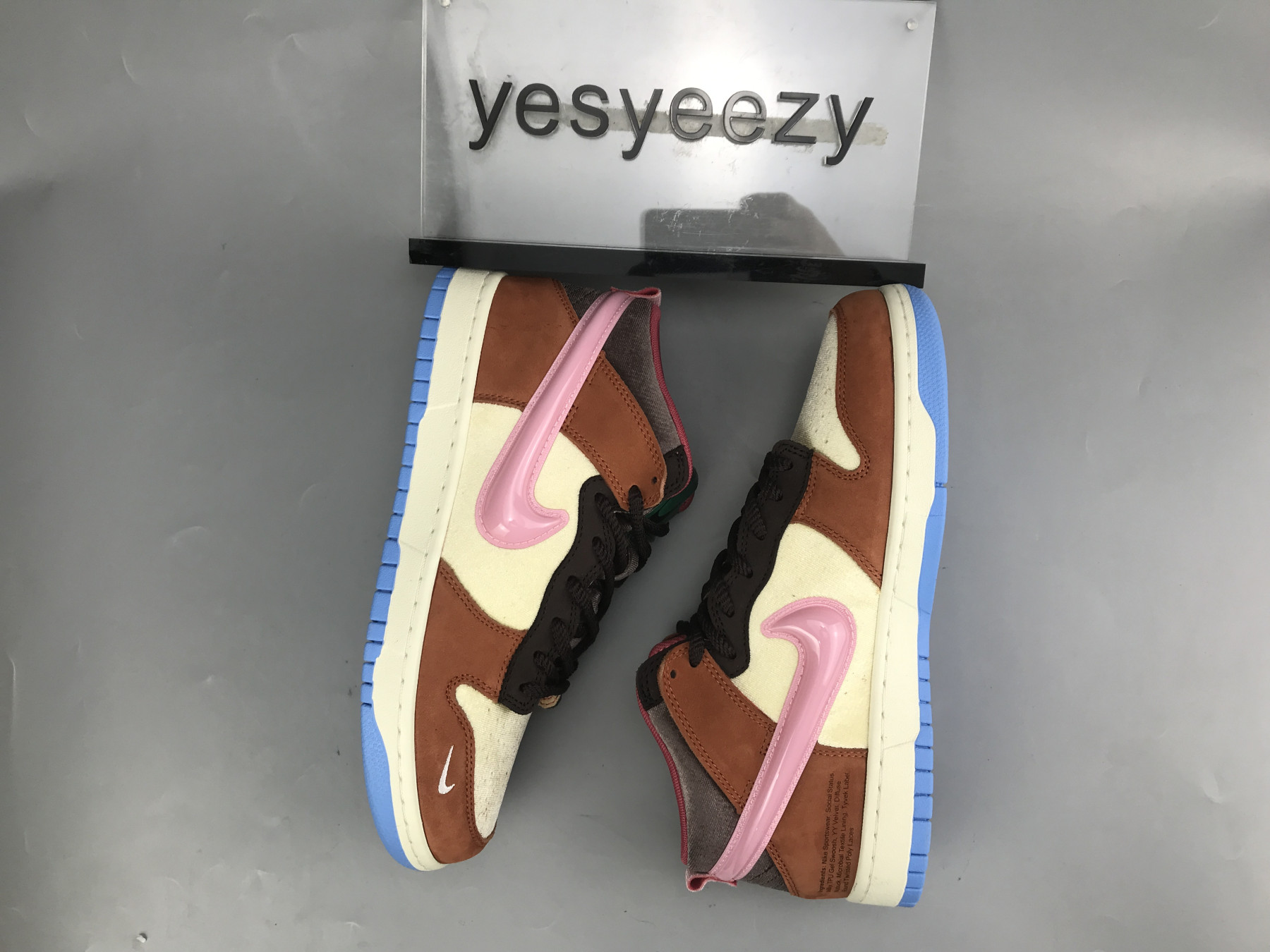 UA NIKE SOCIAL STATUS X DUNK MID 