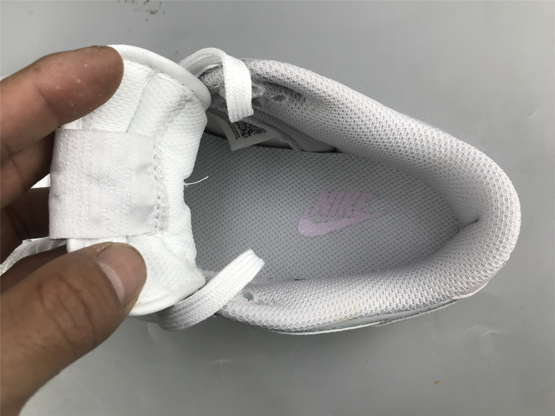 UA NIKE WMNS DUNK LOW 