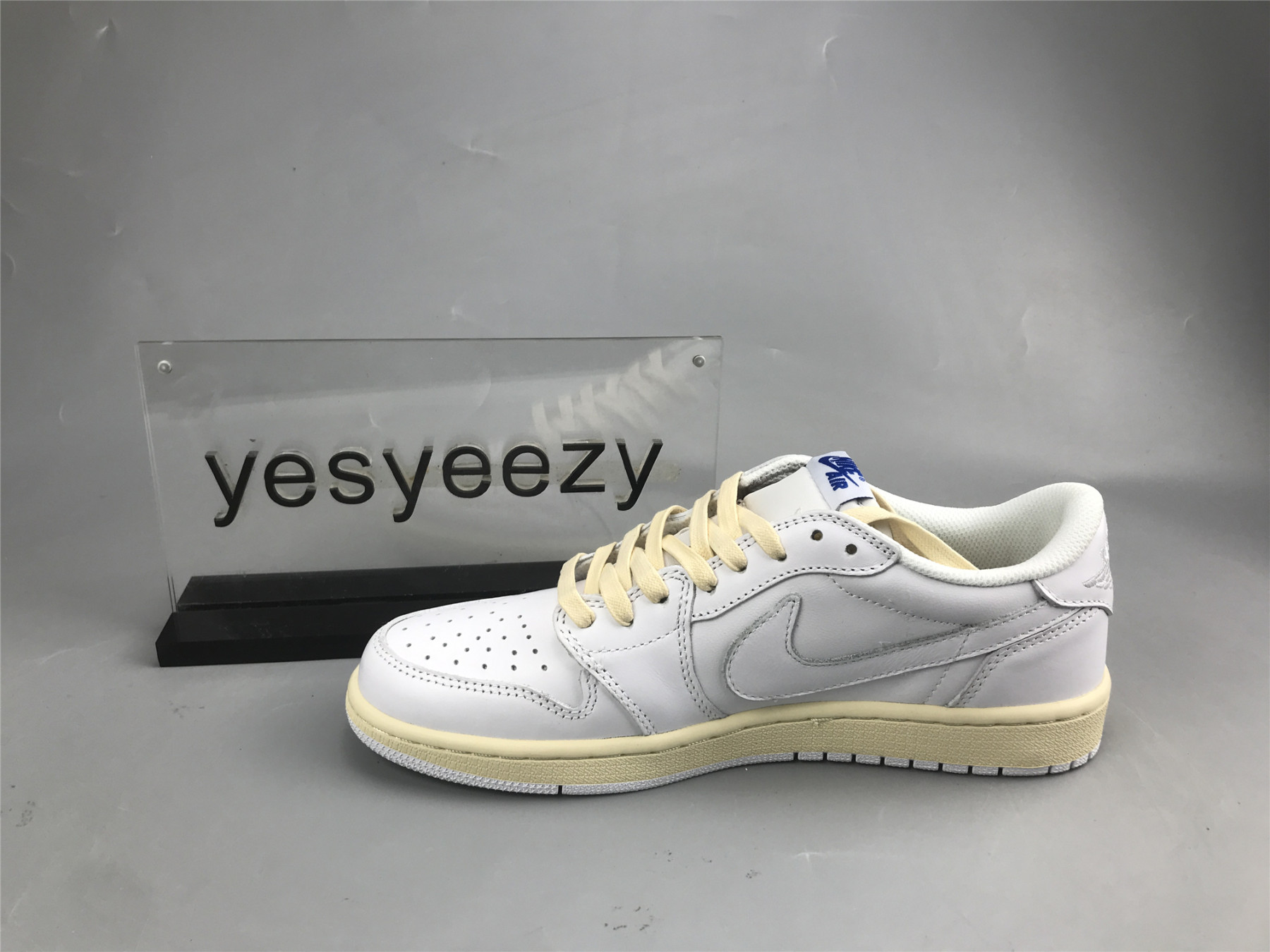 UA AIR JORDAN 1 LOW AJ1 TS