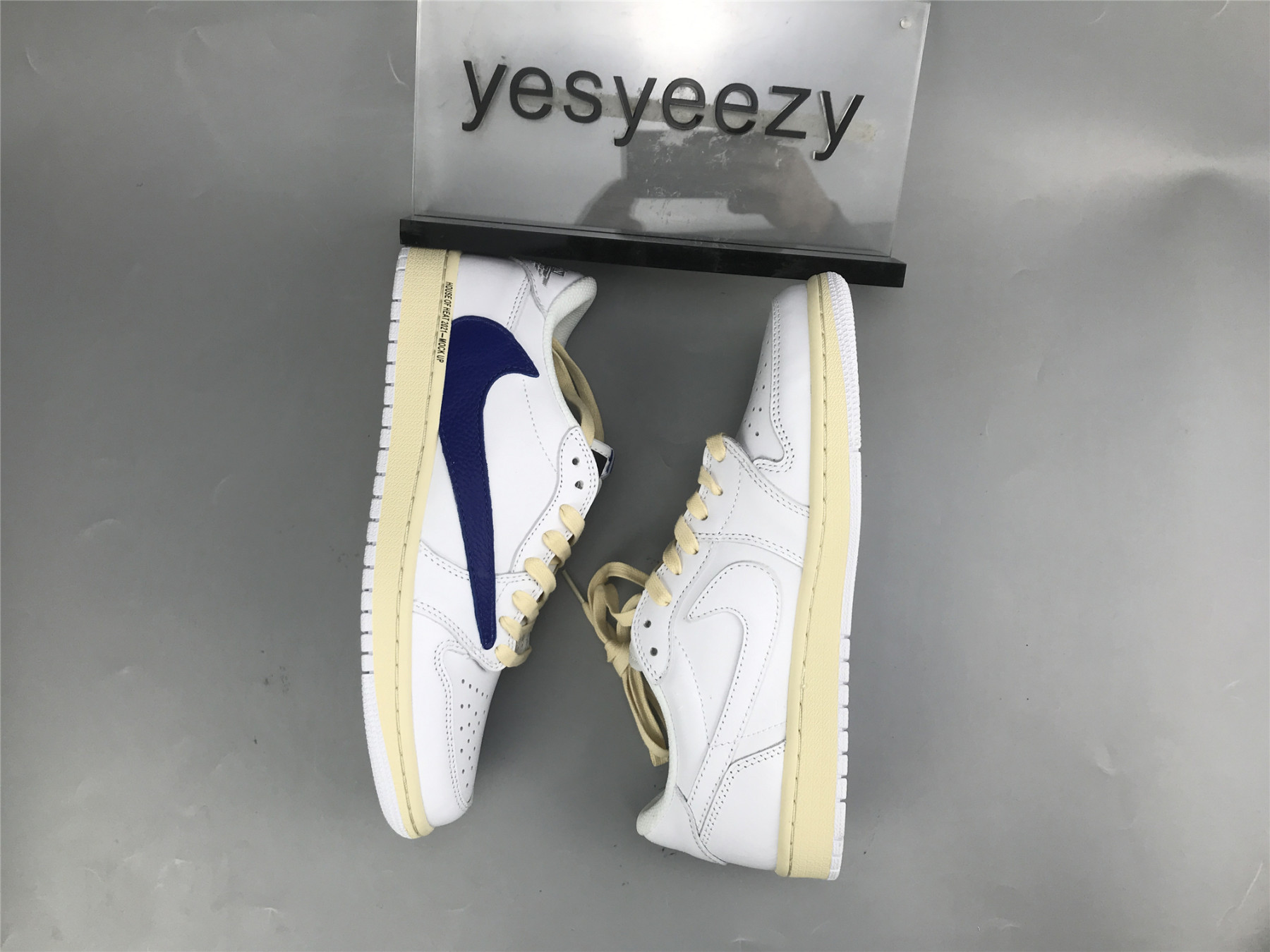 UA AIR JORDAN 1 LOW AJ1 TS