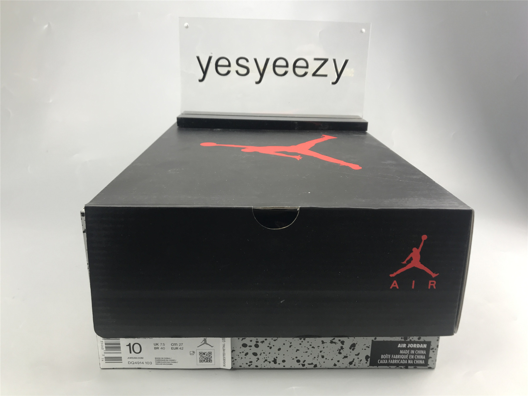 UA WMNS AIR JORDAN 6 RETRO 