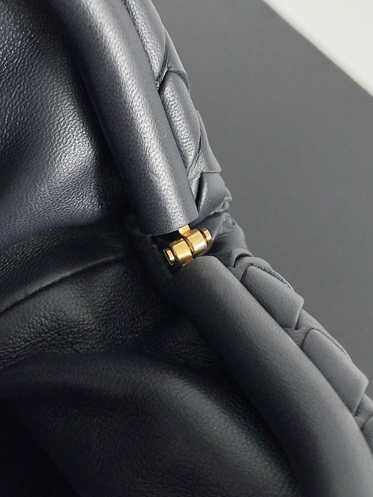 B0tt*ga Ven*ta LAUREN CLUTCH Andiamo Parachute 31x16.5x11cm