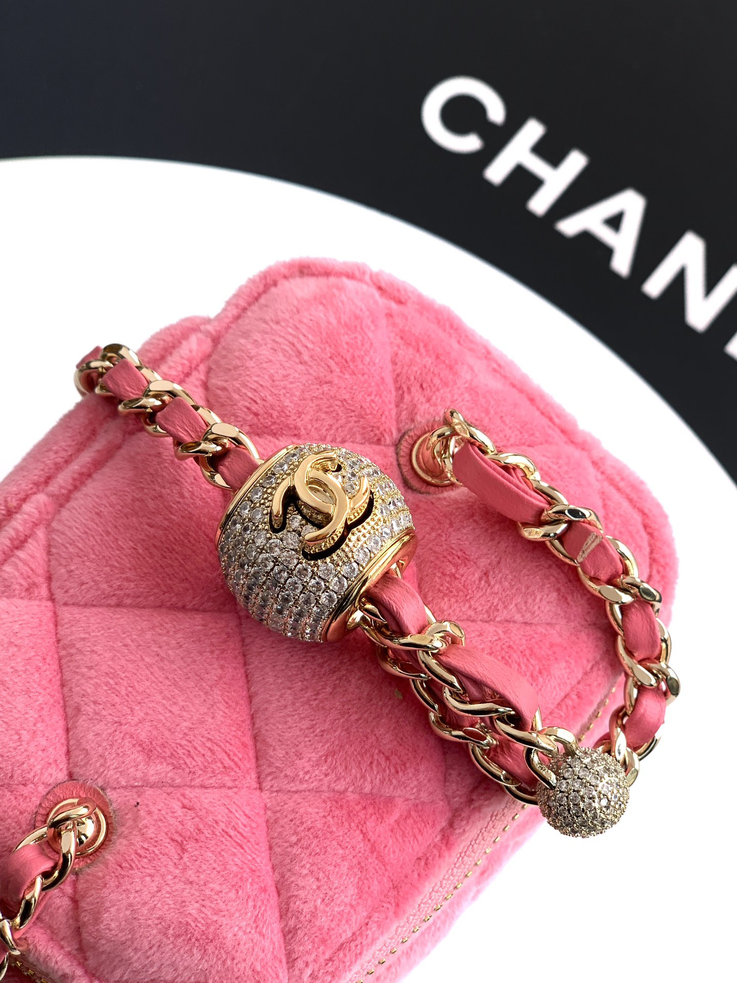 Ch**el Small Vanity with Chain 8.5x11x7cm