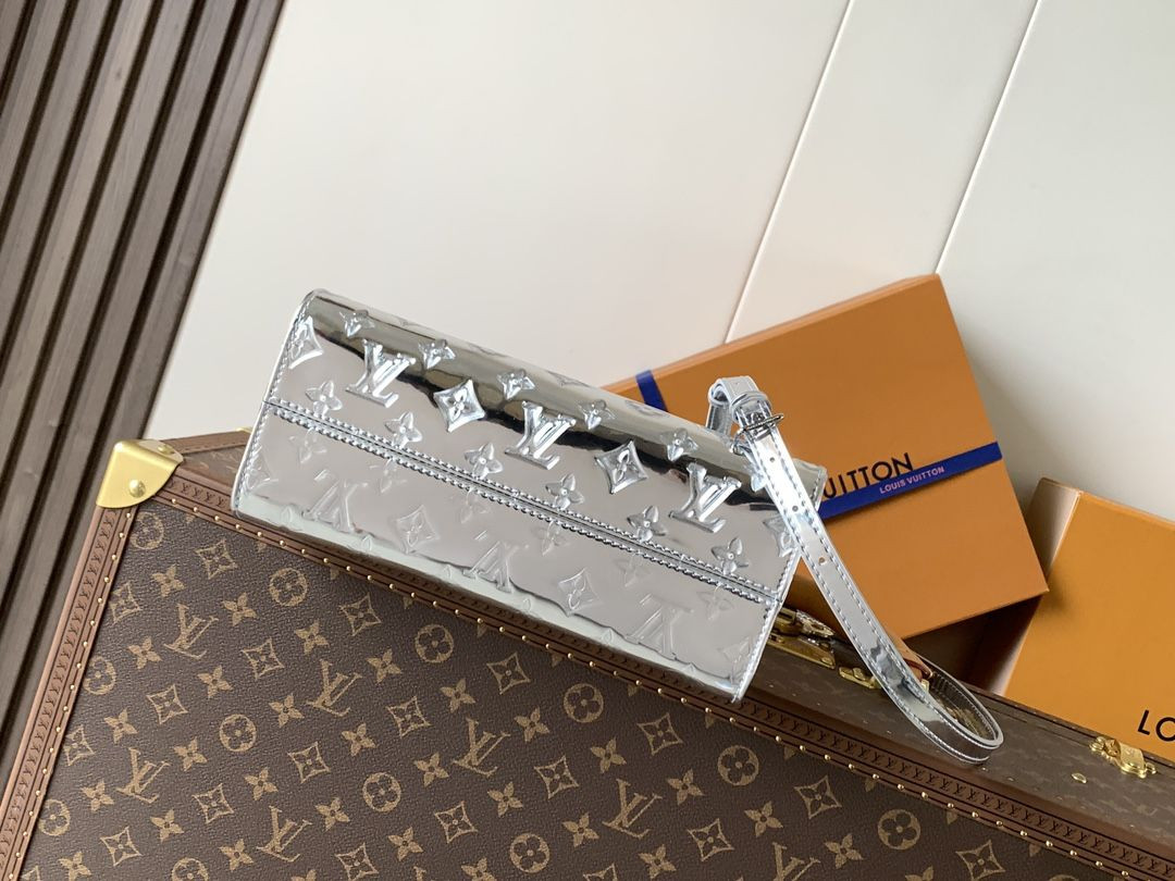 LV Onthego PM M26373 19x11.5x25cm