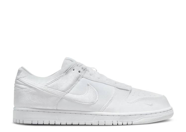 UA DOVER STREET MARKET X DUNK LOW 'WHITE VELVET'