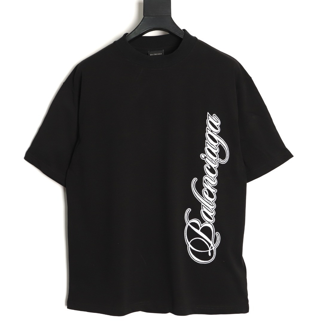 Ba1en*iaga short-sleeved t-shirt