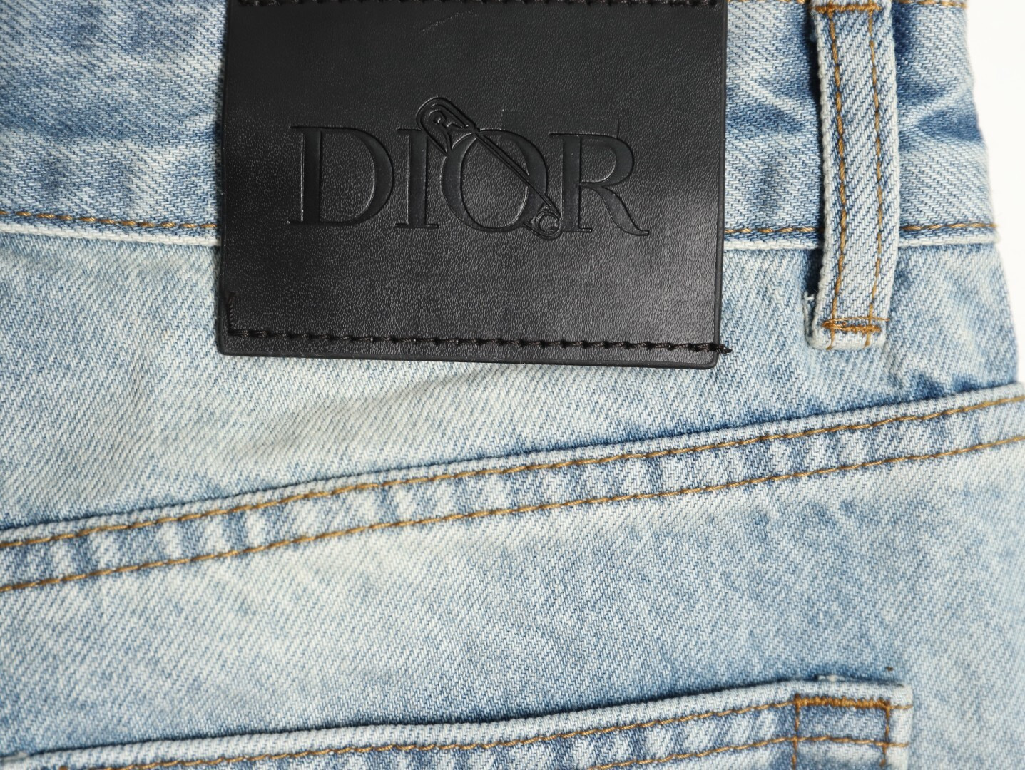 D10r Jeans