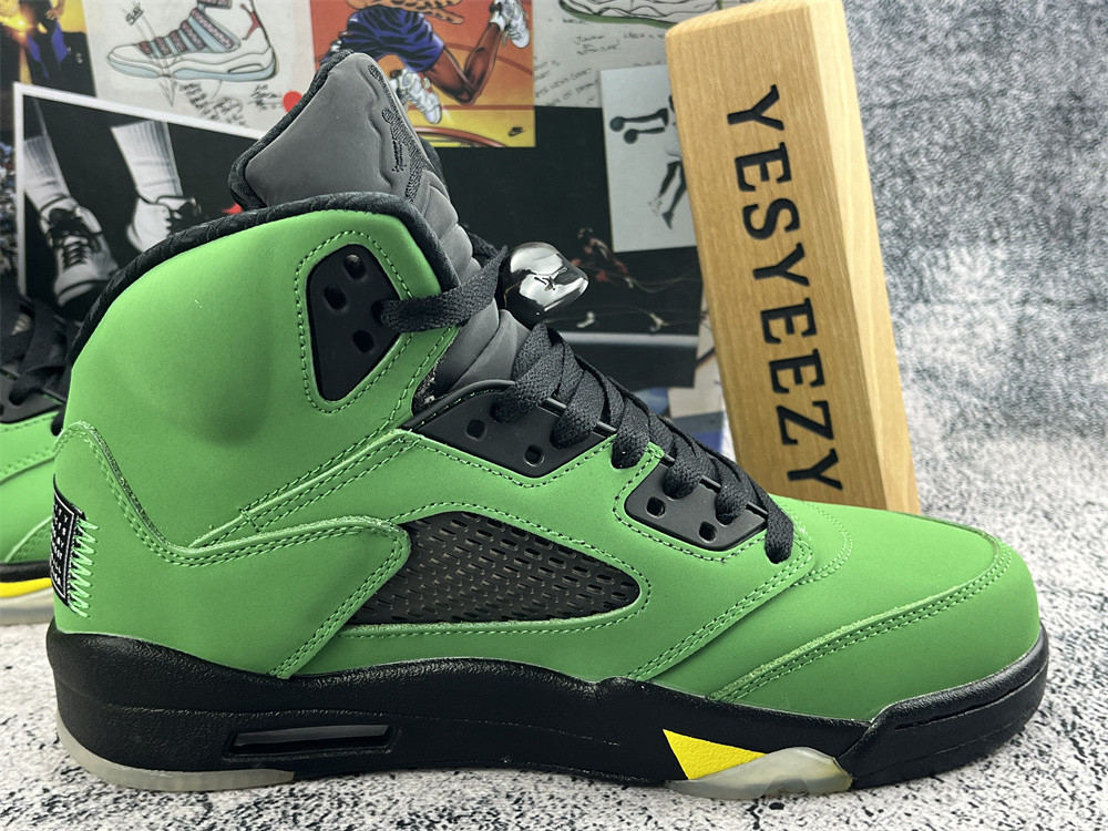 UA AIR JORDAN 5 RETRO SE 