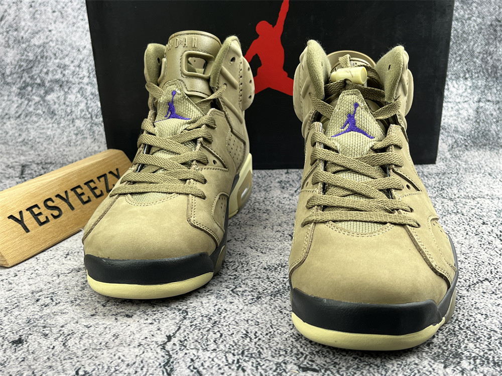 UA WMNS AIR JORDAN 6 RETRO GORE-TEX 