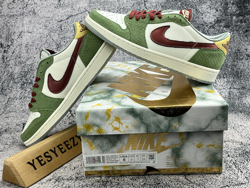 UA AIR JORDAN 1 RETRO LOW OG 