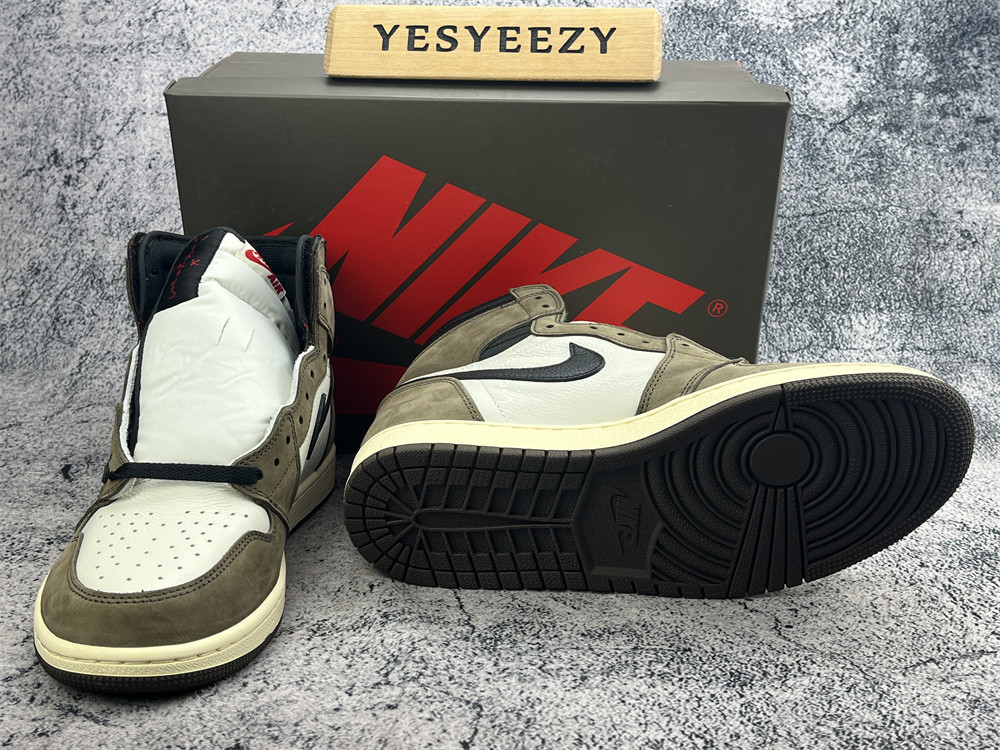 UA TRAVIS SCOTT X AIR JORDAN 1 RETRO HIGH OG 