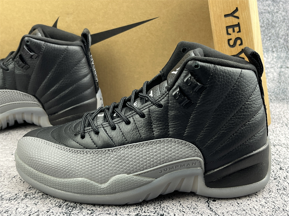 UA AIR JORDAN 12 RETRO 