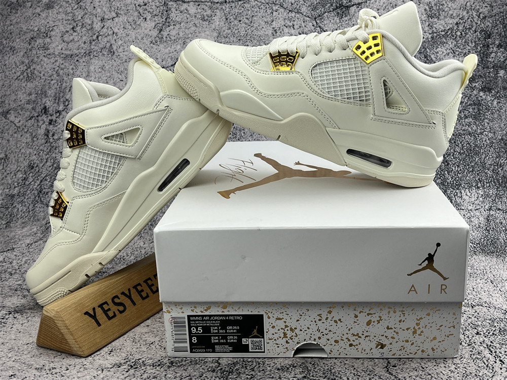 UA WMNS AIR JORDAN 4 RETRO 