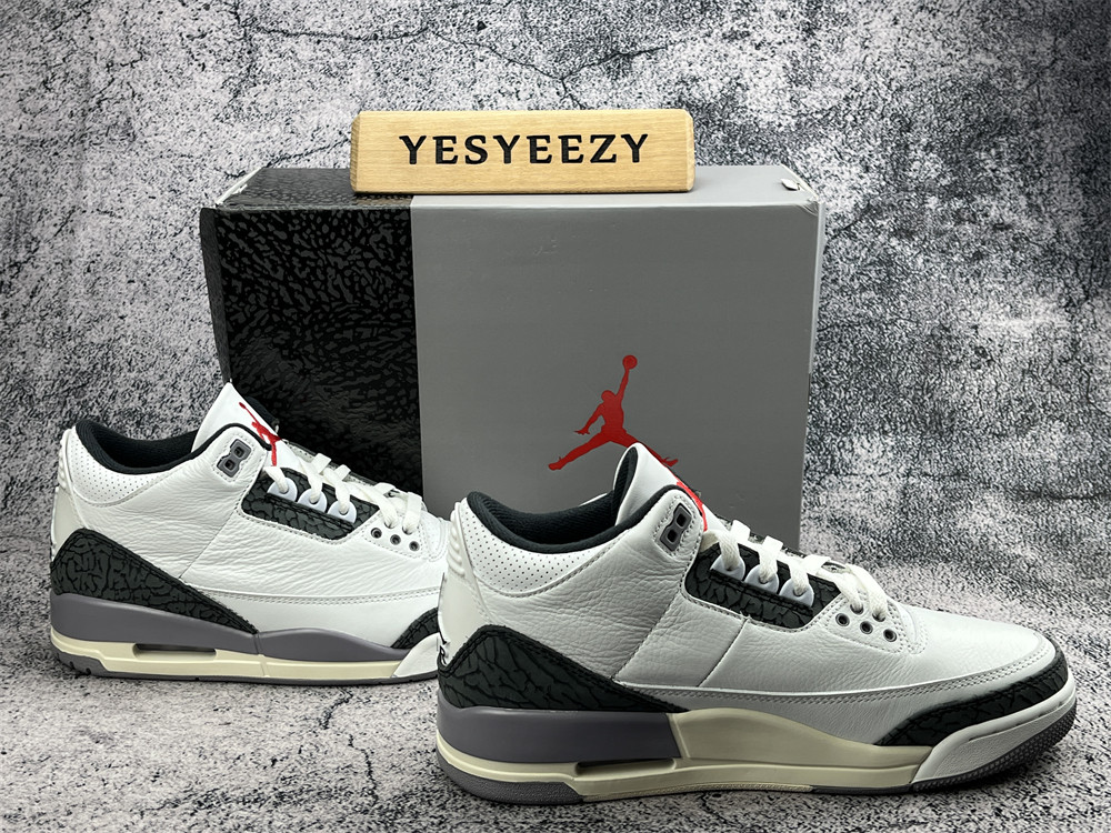 UA AIR JORDAN 3 RETRO 