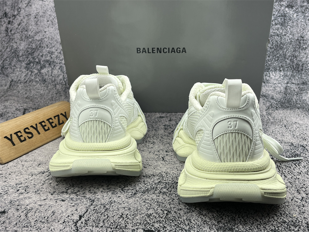 UA 3XL WHITE