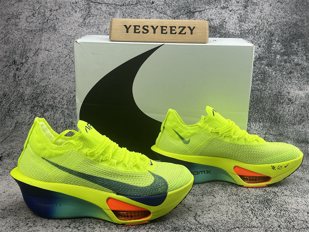 UA NIKE AIR ZOOM ALPHAFLY NEXT% 3 'FAST PACK'