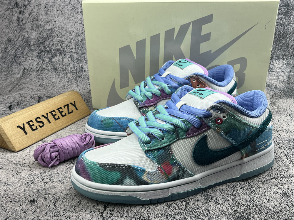 UA Nike SB Dunk Low Futura Laboratories Bleached Aqua