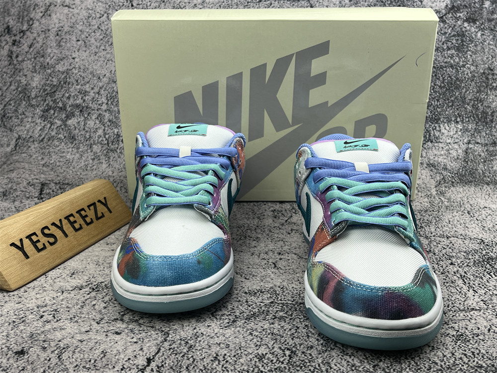 UA Nike SB Dunk Low Futura Laboratories Bleached Aqua