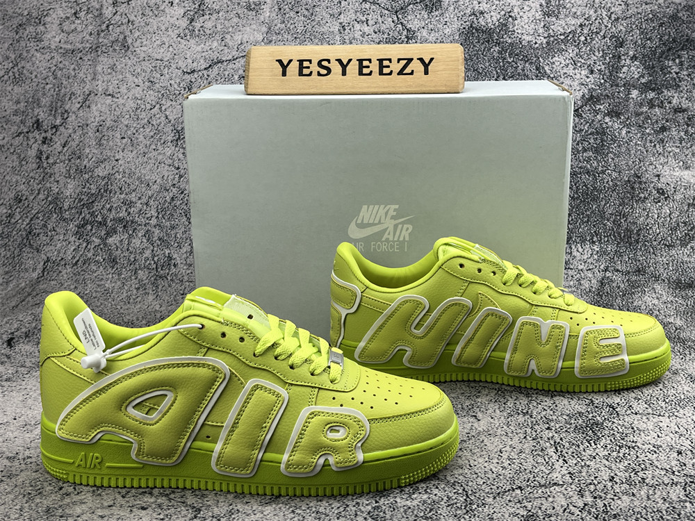 UA Nike Air Force 1 Low