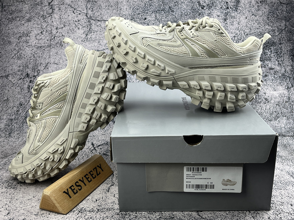 UA Balenciaga Defender Beige