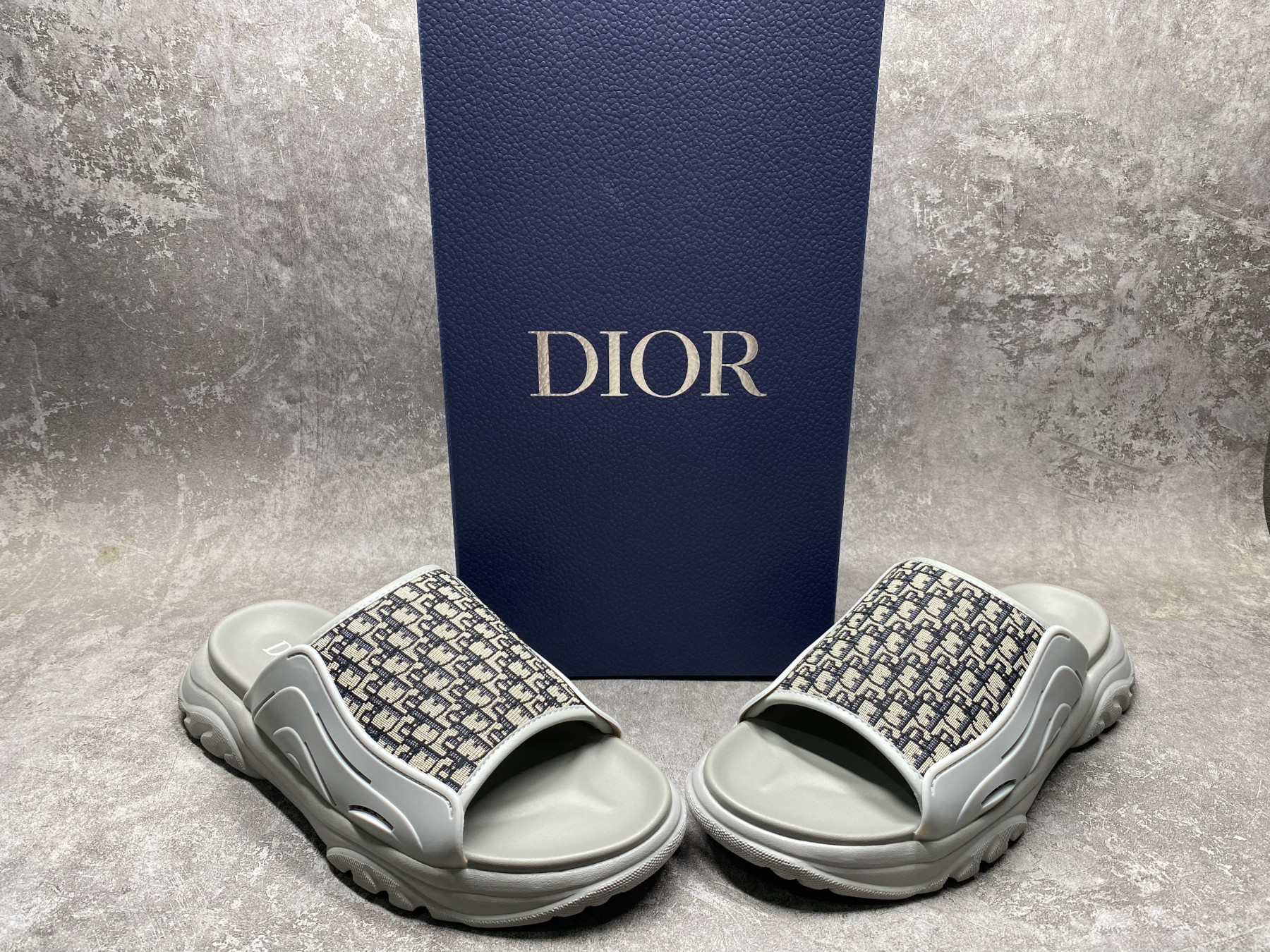 UA D10r Sandal