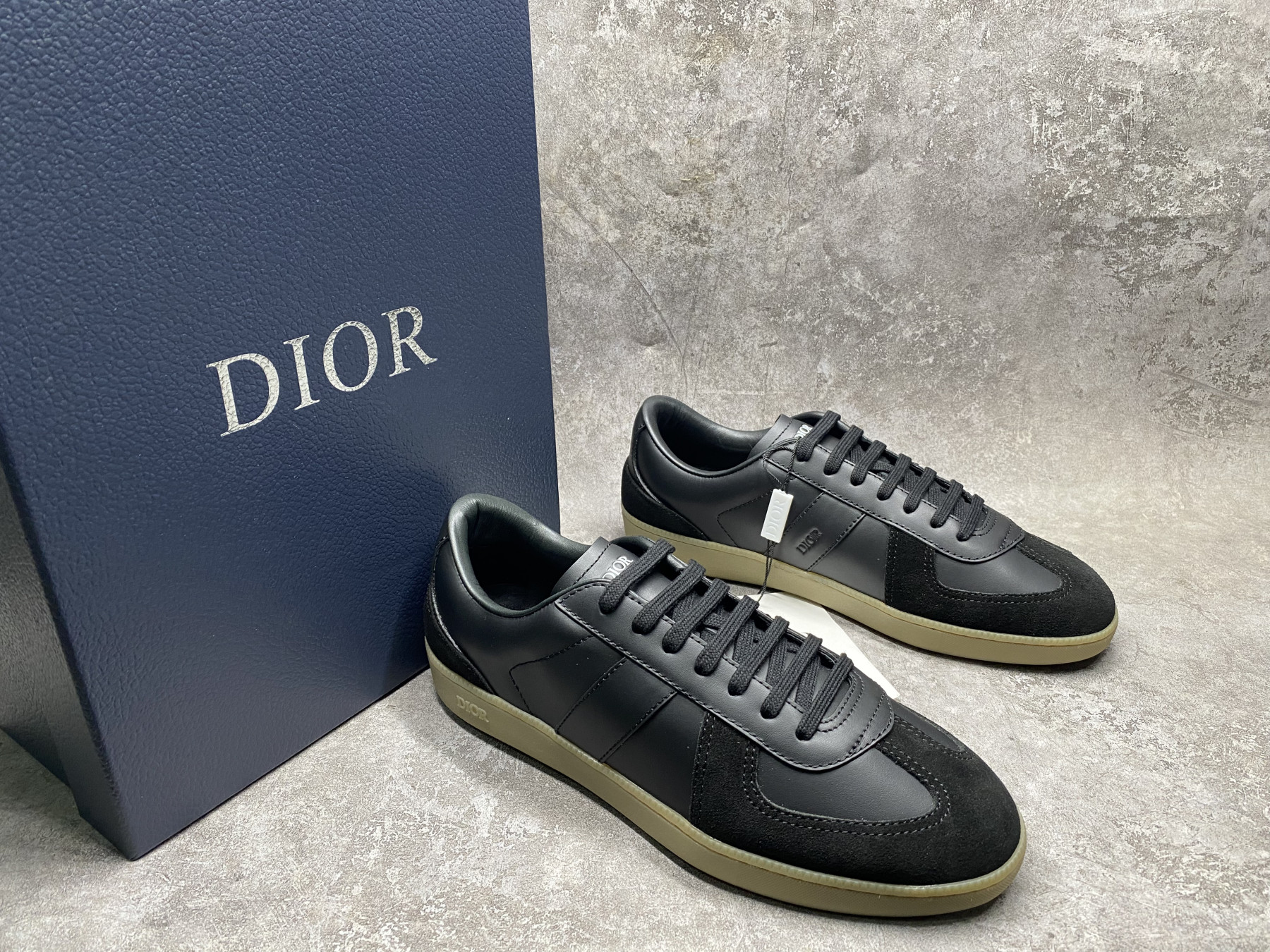 UA D10r B01 Matchpoint Sneaker