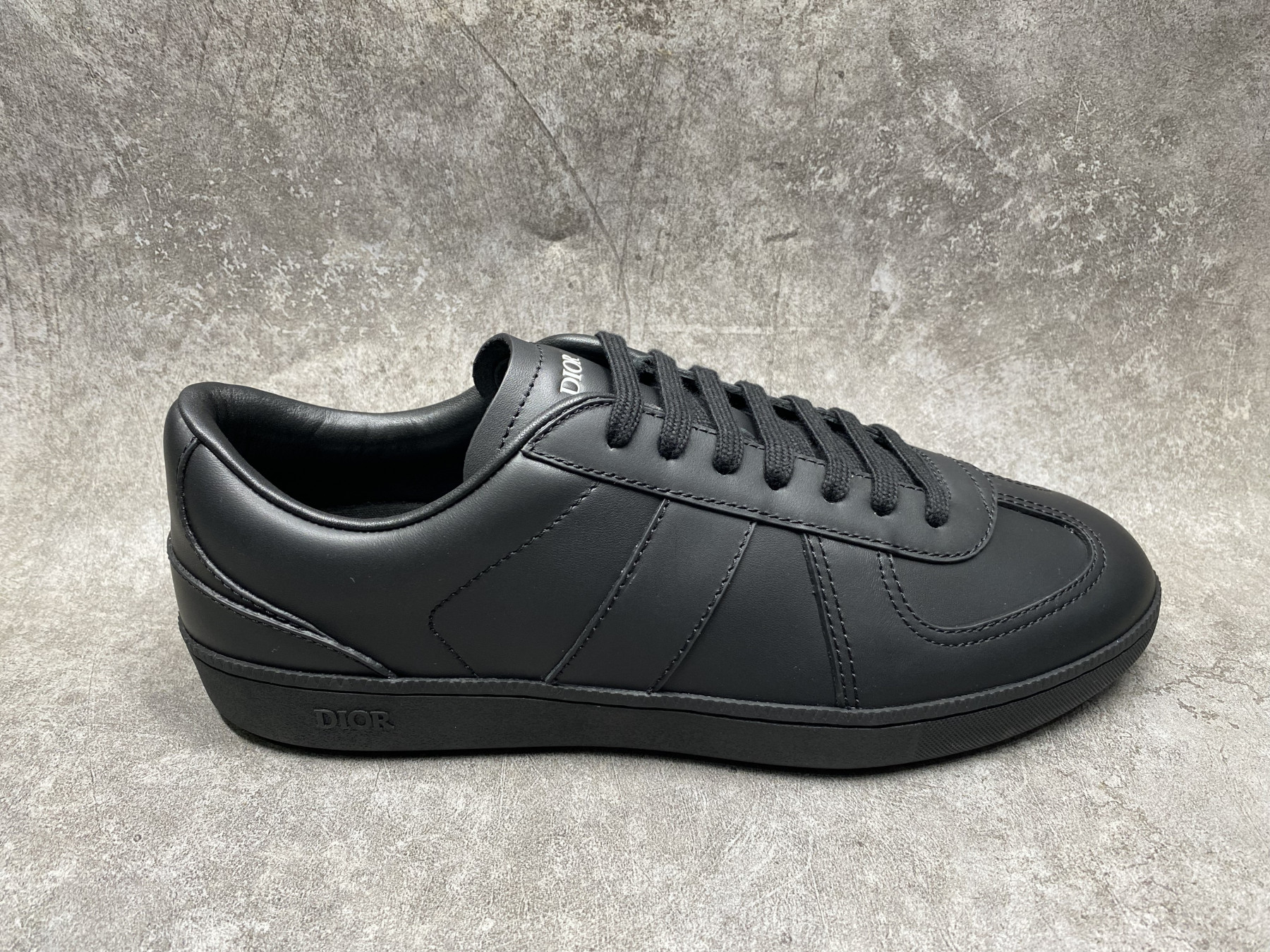 UA D10r B01 Matchpoint Sneaker