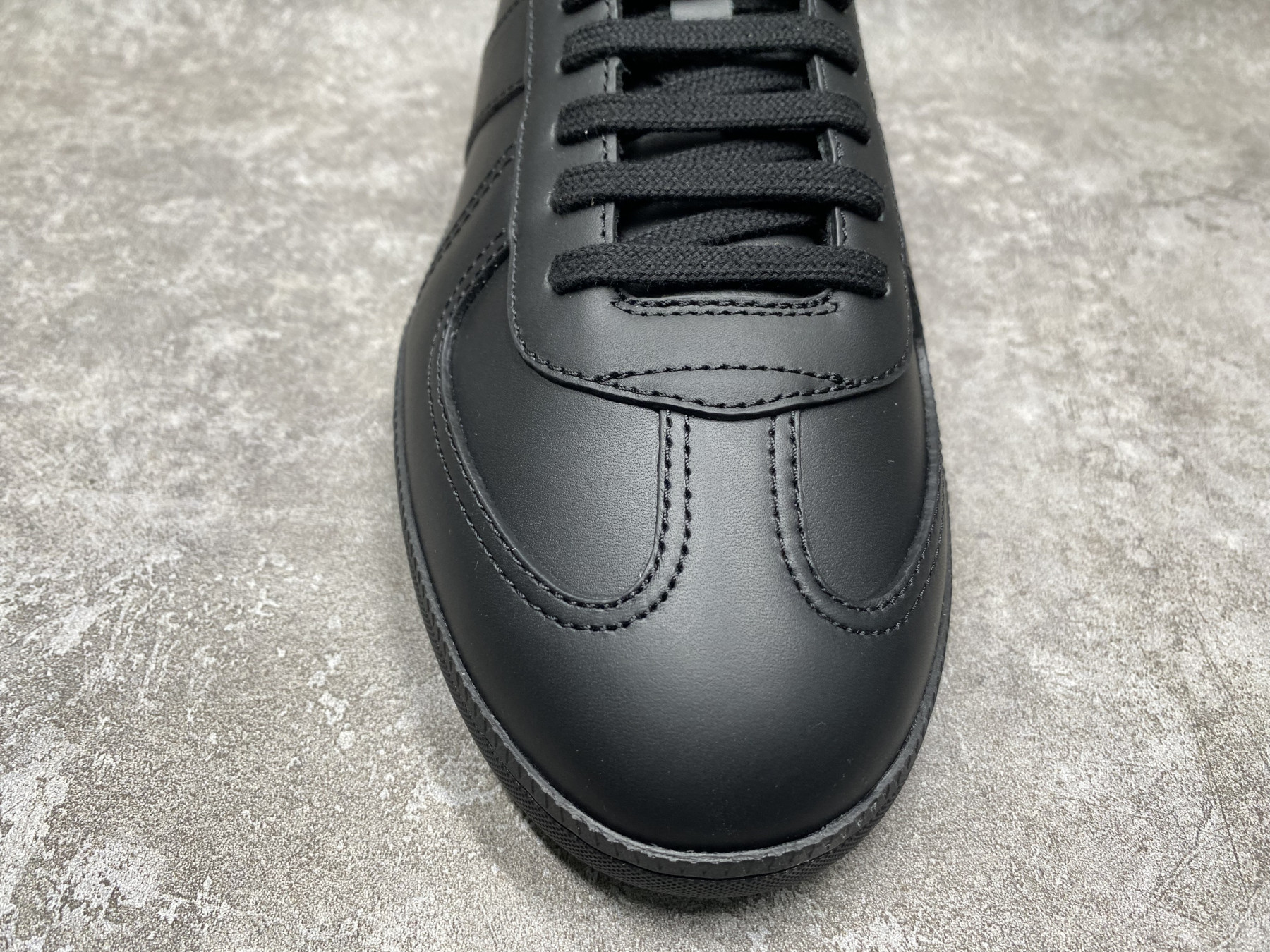 UA D10r B01 Matchpoint Sneaker