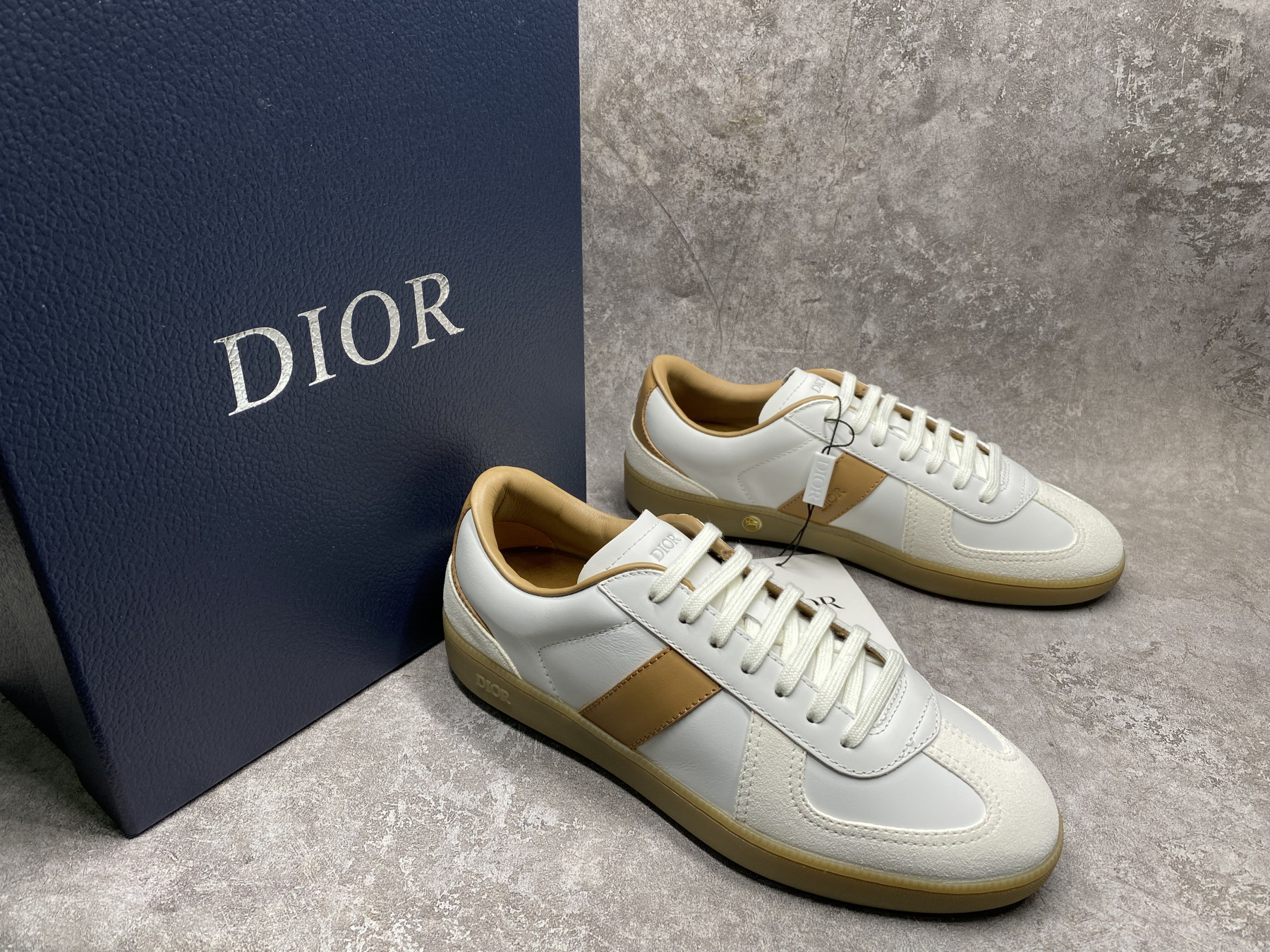 UA D10r B01 Matchpoint Sneaker