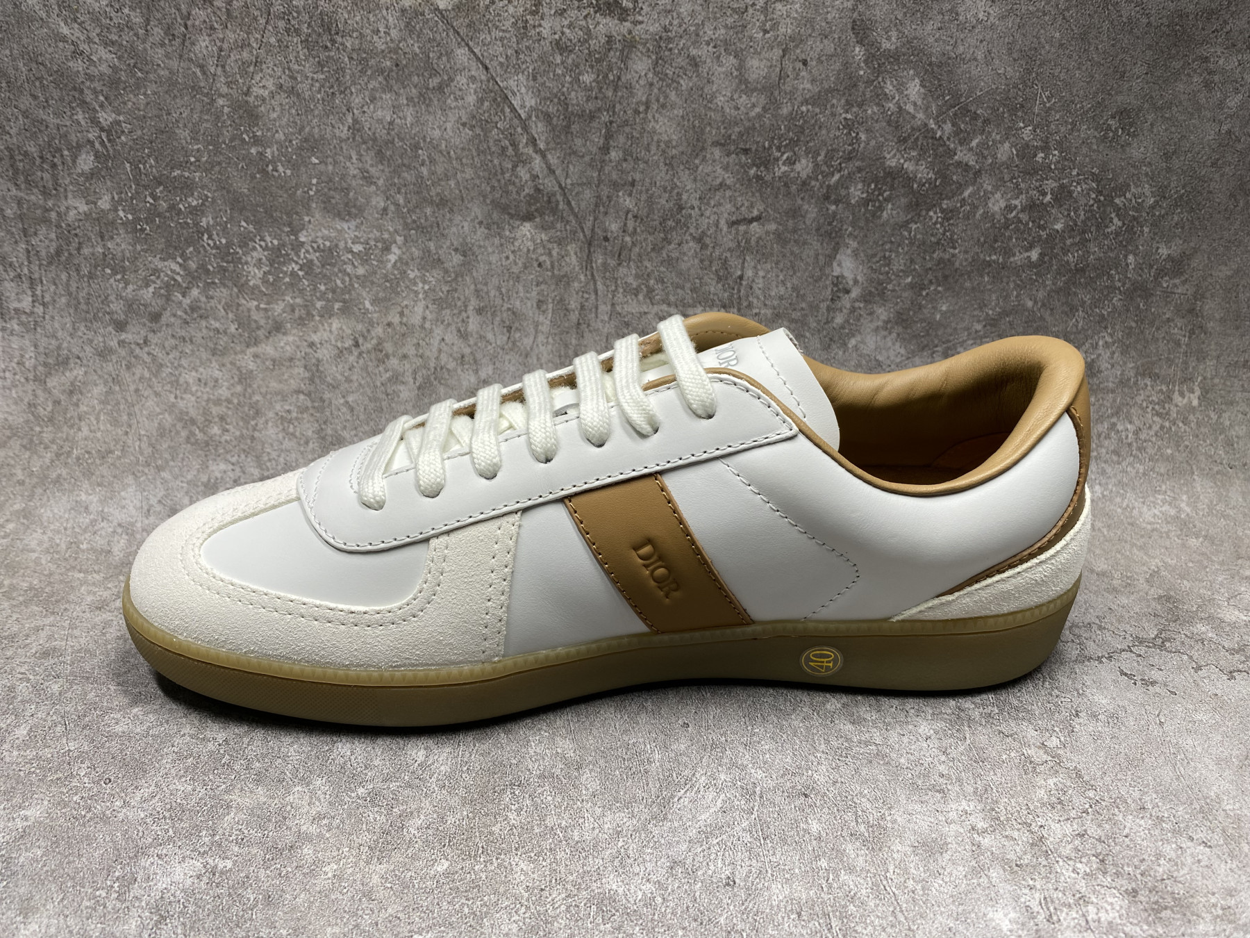 UA D10r B01 Matchpoint Sneaker