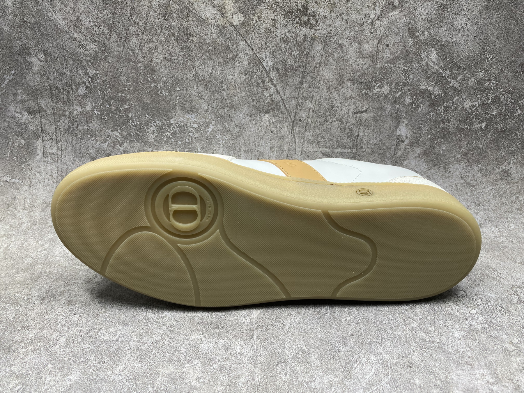 UA D10r B01 Matchpoint Sneaker