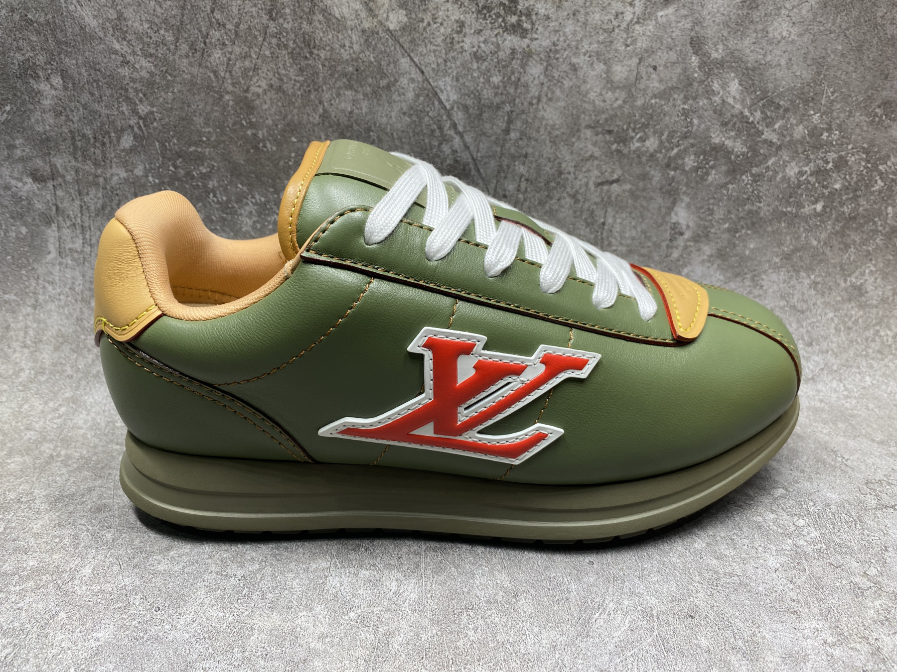 LV BUTTERSOFT Sneaker