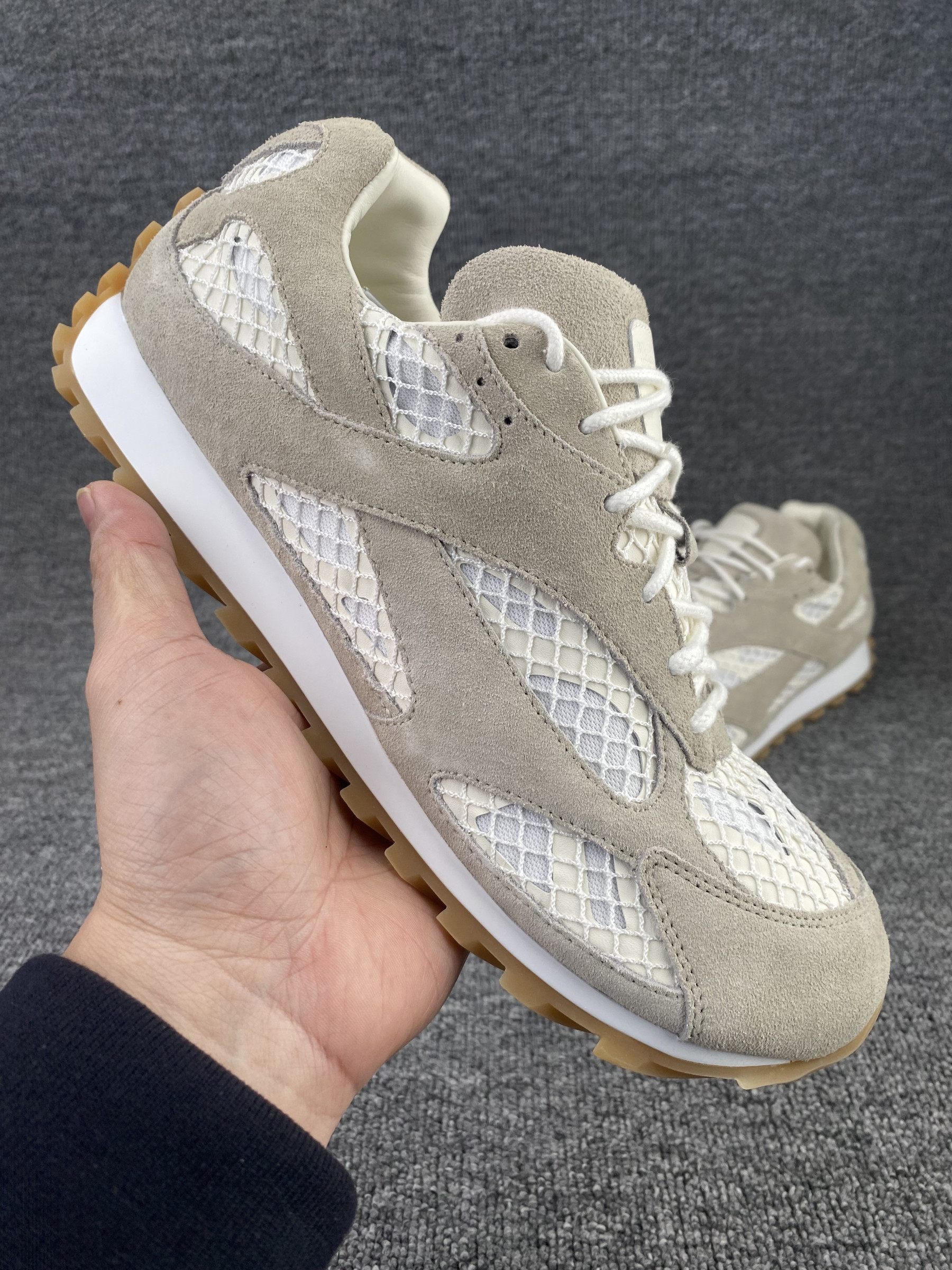 UA B0tt*ga Ven*ta Orbit Sneaker