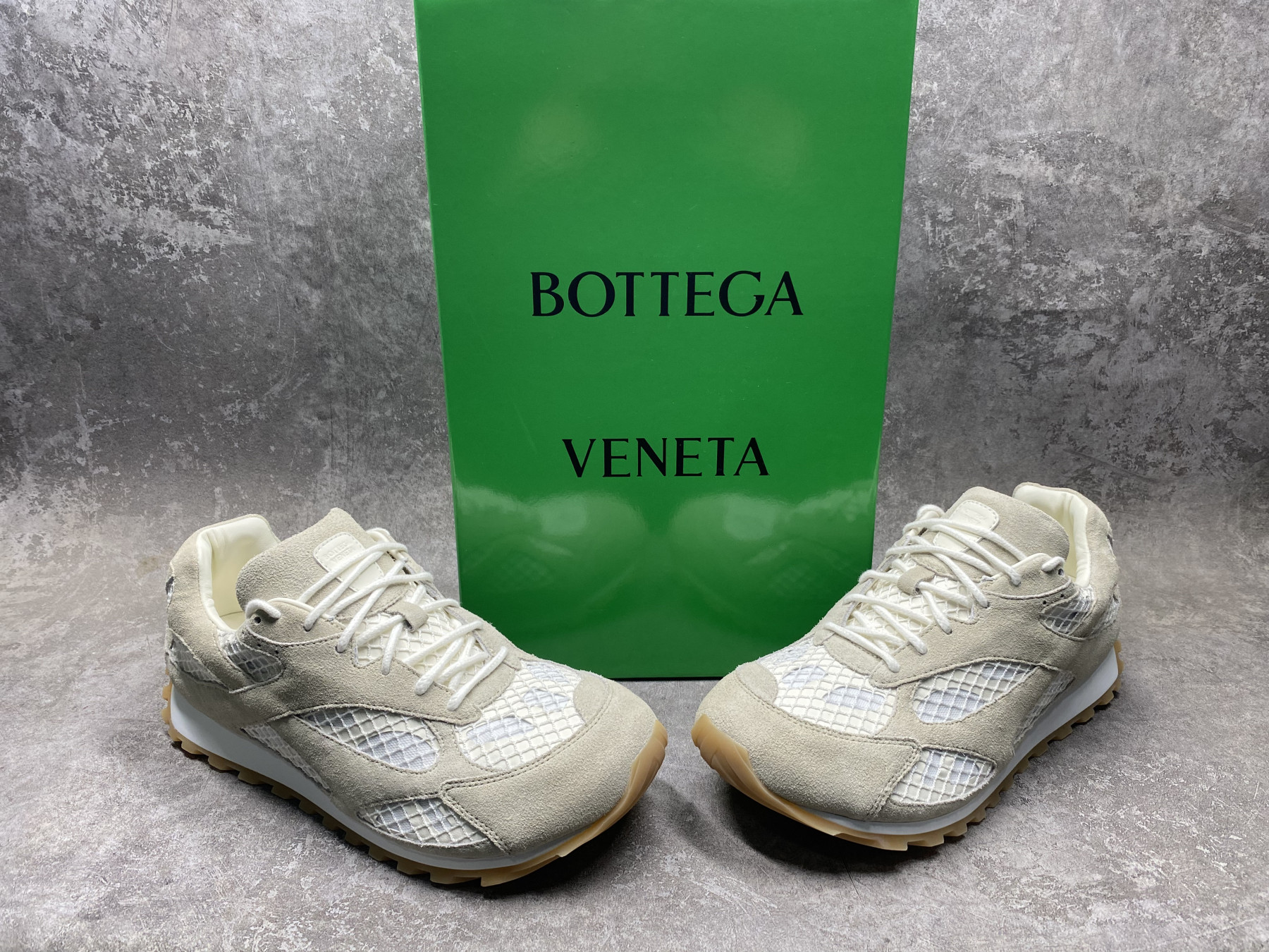 UA B0tt*ga Ven*ta Orbit Sneaker