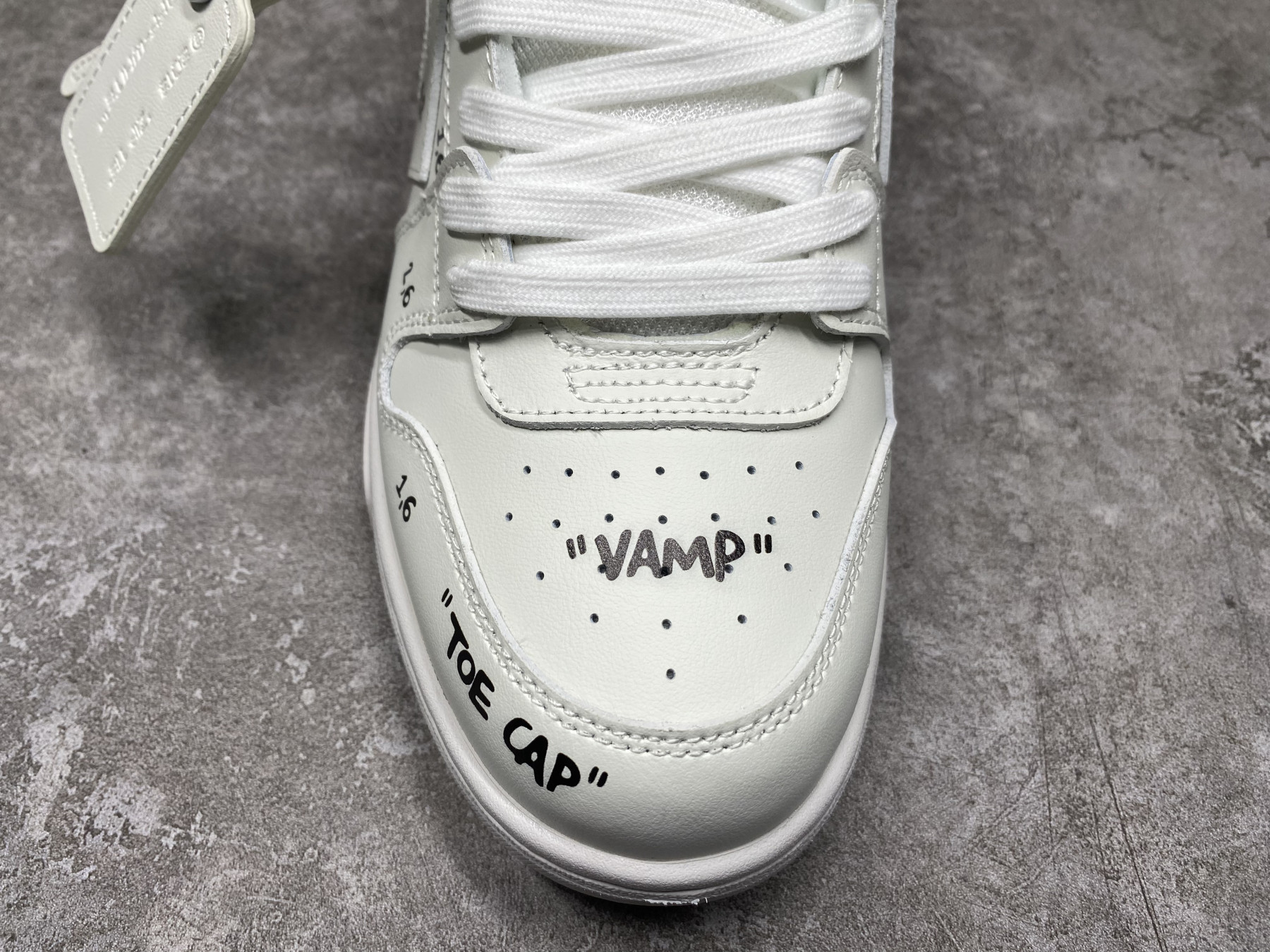 UA OFF-WHITE OUT OF OFFICE LOW